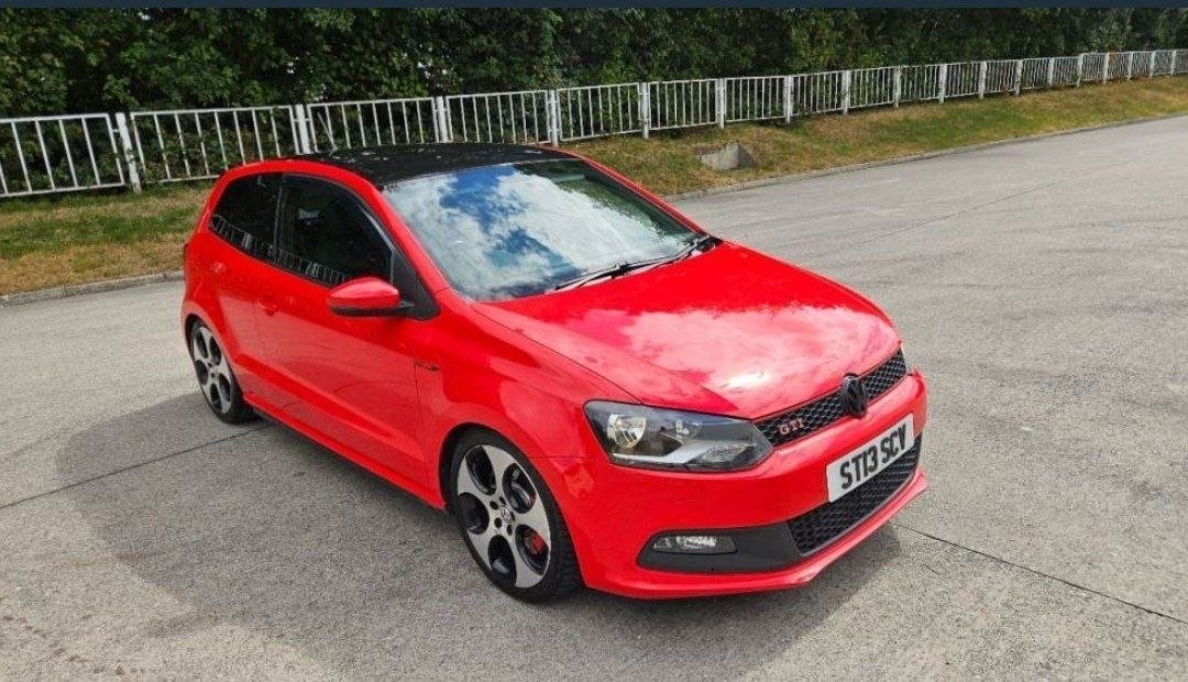 2013 VOLKSWAGEN Polo GTI S-A 180
